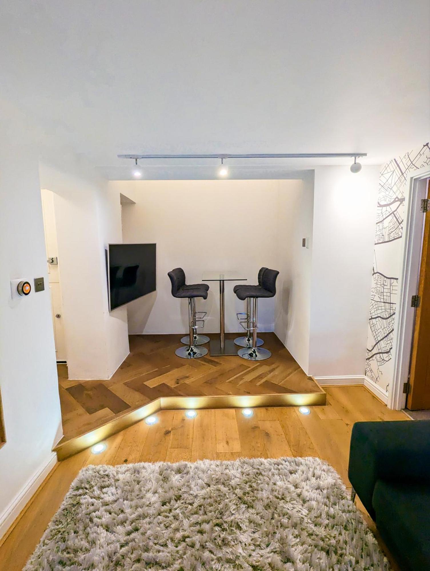 Modern 1 Bedroom Apartment In Kensington London Exterior photo
